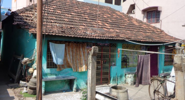 Old Tiled House For Sale at Dowleswaram, Rajahmundry