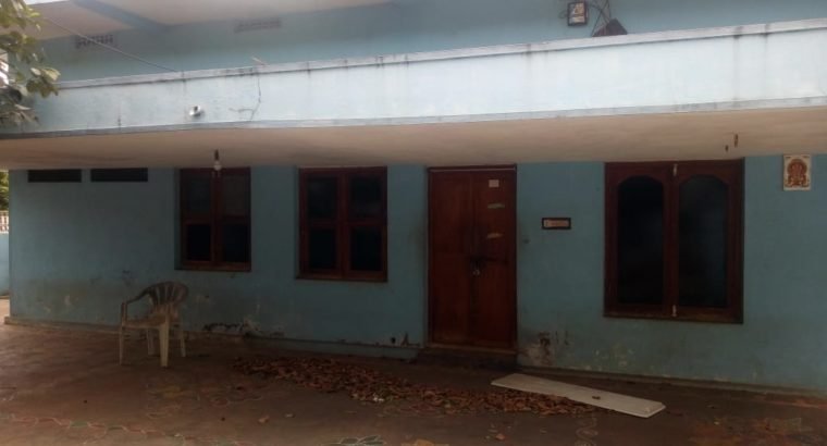 Old Individual House For Sale at Srinivasa Nagar, Gaigalpadu