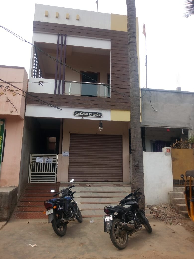 Shop For Rent at APIIC Colony, Ramanayyapeta, kakinada