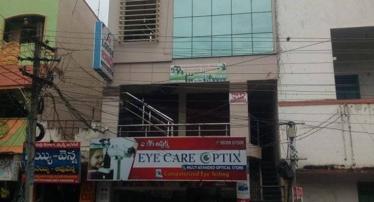 Commercial Space – 1st Floor for Rent at Gamjam Vari Street, Kakinada