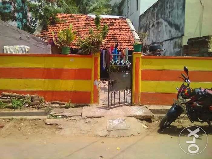 Old Independent House for Sale at S.Achuthapuram, Kakinada