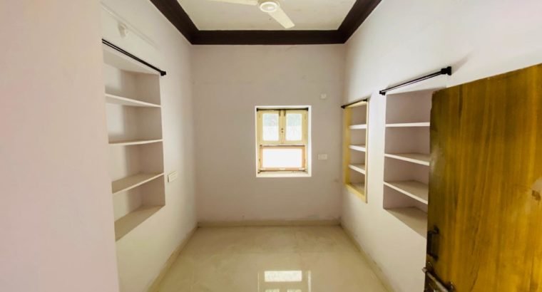 3BHK House For Rent at Main Road Bhaninagar Tirupati