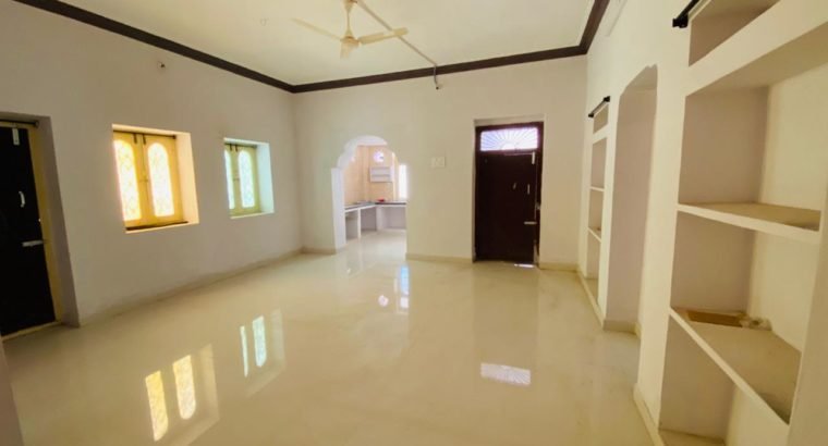 3BHK House For Rent at Main Road Bhaninagar Tirupati