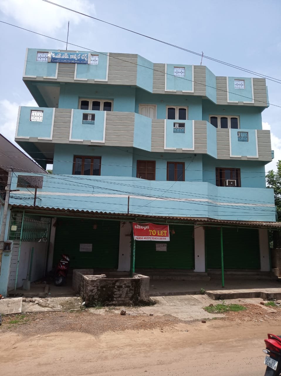 Commercial Shops For Rent at Main Road, Gaigalapadu Junction, Kakinada