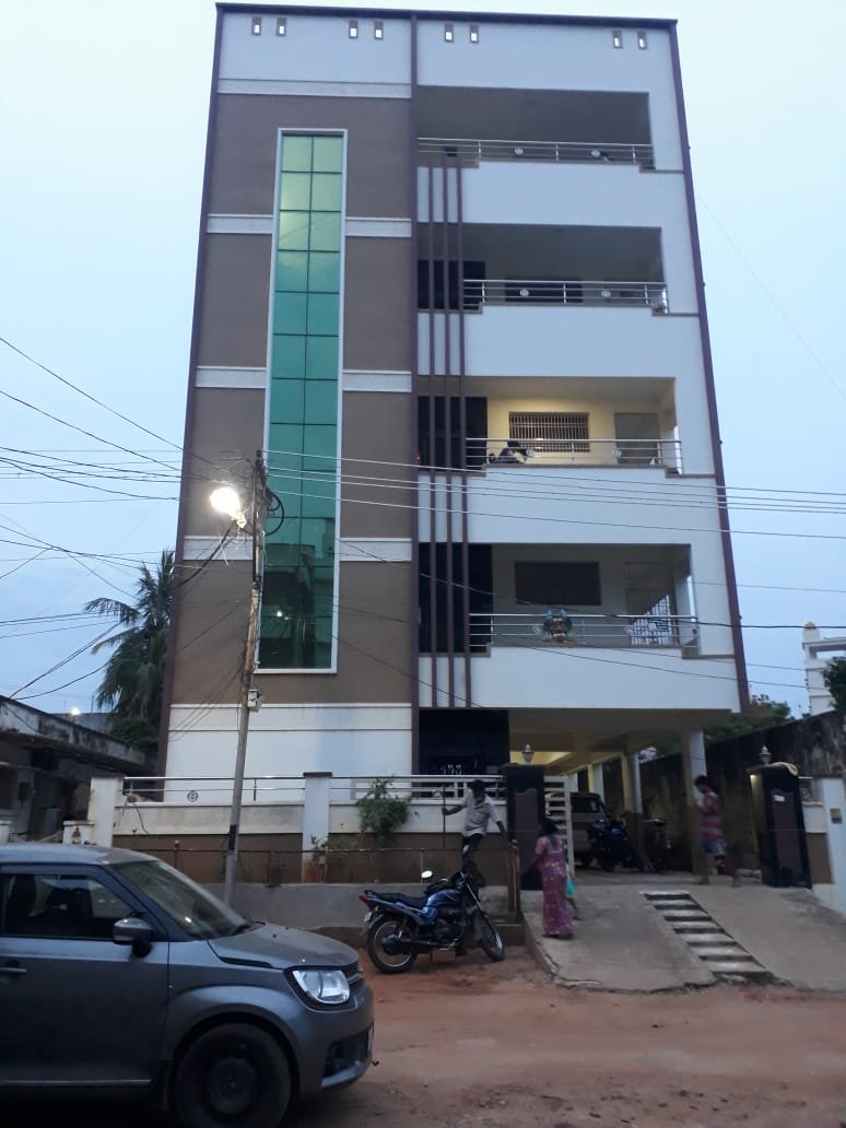 3BHK Residential Flat For Rent at Putta Streets, Nellore.