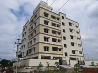 2BHK Flats For Sale at Gandhi Wholesale Market,Bhavanipuram.