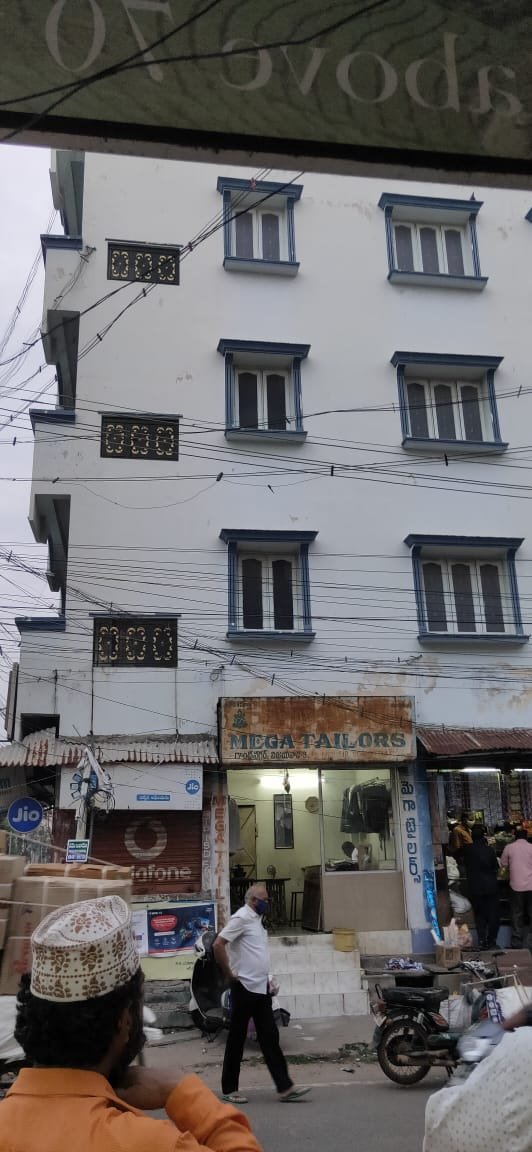 G +3 Commercial Building For Rent at Gandhi Nagar, Vijayawada.