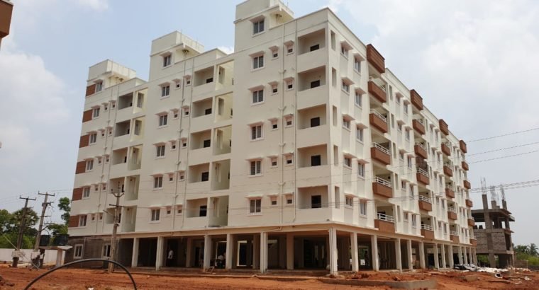 3BHK & 2BHK Flats for Sale at Gated Community, GSL Hospital Backside, Rajamahendravaram