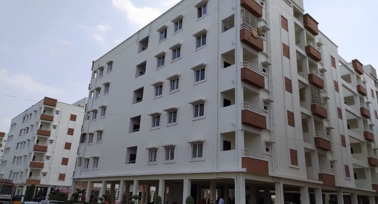 3BHK & 2BHK Flats for Sale at GSL Hospital Backside, Rajamahendravaram.