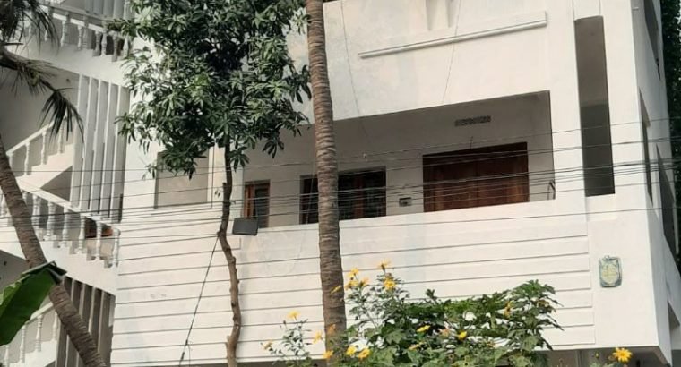 3 BHK House For Rent at V.L Puram, Rajahmundry.