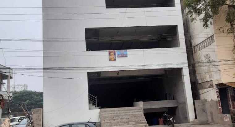 Cellar + G +3 Commercial Building Space For Rent Or Lease at Anjayya Road, Ongole.