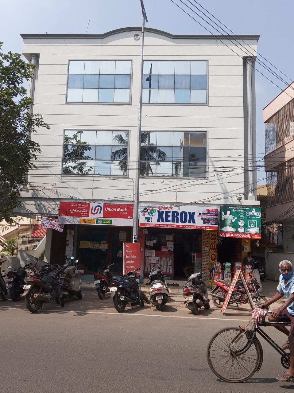 Commercial Space For Rent at Karnam Gari Junction, Kakinada.