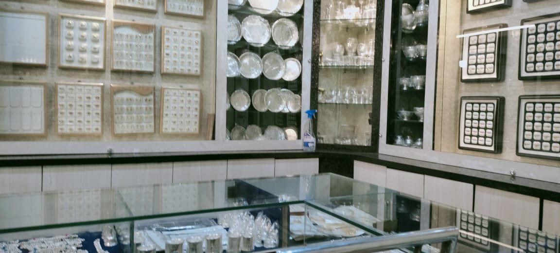 Jewellery Showroom For Sale at Goli Vari Street, Samalkot