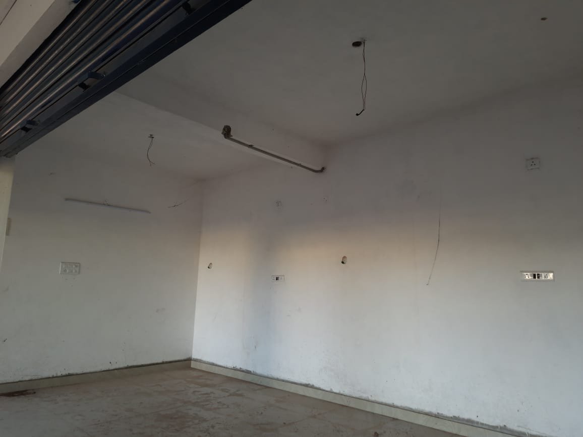 2BHK Flat for Rent at Bandar Road, Vijayawada