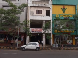 G +3 Commercial Building For Rent at Main Road, Kakinada.