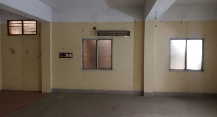 G +1 Commercial Building For Rent at Main Road, Chittori Vari Street, Kakinada.