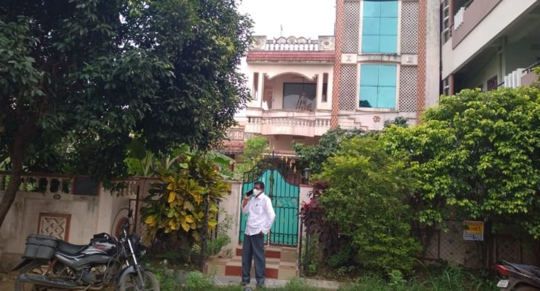 G+1 Residential / Commercial Building for Sale at Bheemavaram, Westgodavari